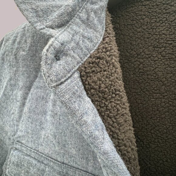 Travis Mathew Towner Sherpa lined flannel shacket size small - Picture 3 of 4